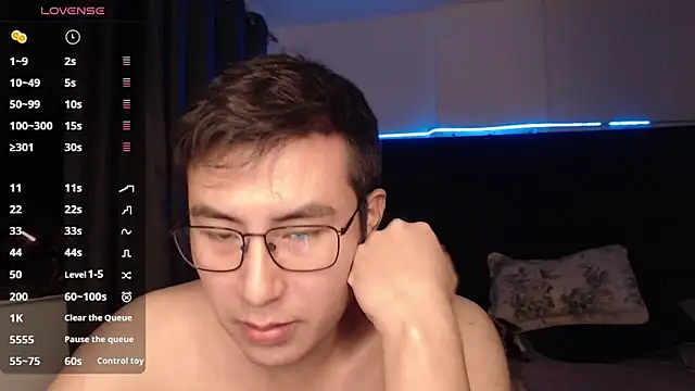 Snapshot of andrewmhilton_ chatting on November 20, 2025, 4:23 am andrewmhilton online show from November 20, 2025, 4:23 am