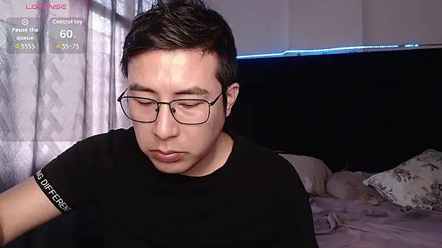 andrewmhilton  online show from January 8, 2026, 4:53 pm