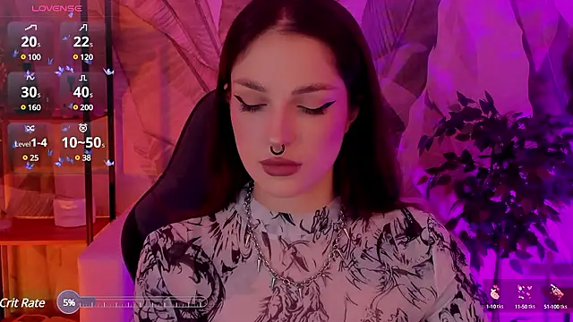 BratzieDarsie online show from December 9, 2024, 11:47 am