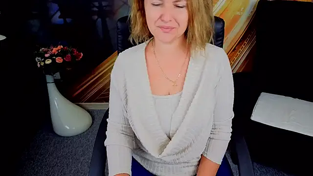 EmmaxPark online show from October 23, 2025, 5:51 am