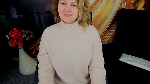 Snapshot of EmmaxPark chatting on February 16, 2026, 6:53 am EmmaxPark online show from February 16, 2026, 6:53 am