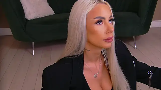 Bailey Rush online show from April 22, 2026, 6:20 pm