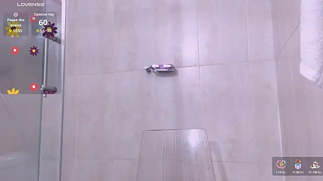 ElizabethBell  online show from October 19, 2025, 3:29 am