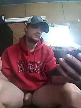 Snapshot of Midwestalpha chatting on January 1, 2025, 11:27 am Midwestalpha online show from January 1, 2025, 11:27 am