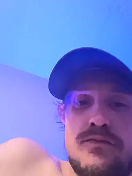 Snapshot of Midwestalpha chatting on February 10, 2025, 4:52 am Midwestalpha online show from February 10, 2025, 4:52 am