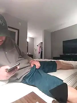 Snapshot of Midwestalpha chatting on March 16, 2025, 6:01 pm Midwestalpha online show from March 16, 2025, 6:01 pm