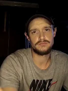 Snapshot of Midwestalpha chatting on September 27, 2025, 12:54 pm Midwestalpha online show from September 27, 2025, 12:54 pm