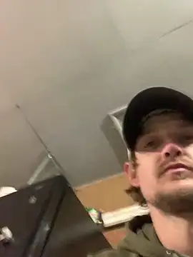 Snapshot of Midwestalpha chatting on March 2, 2026, 10:44 am Midwestalpha online show from March 2, 2026, 10:44 am