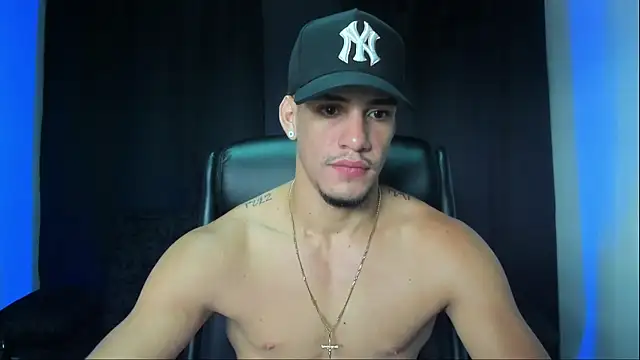 jhonnysnow17 online show from September 24, 2025, 6:11 pm