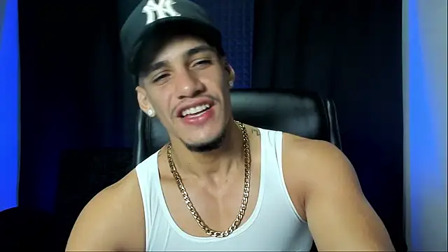 jhonnysnow17 online show from October 12, 2025, 12:20 am