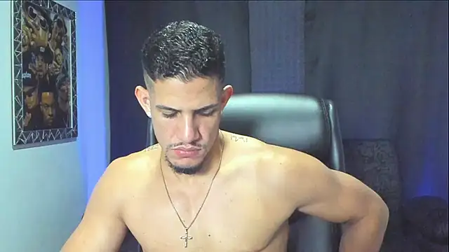 jhonnysnow17 online show from December 16, 2025, 3:22 am