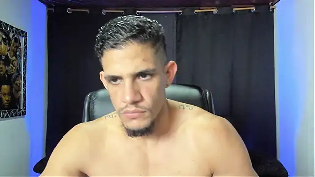 jhonnysnow17 online show from March 12, 2026, 5:52 pm