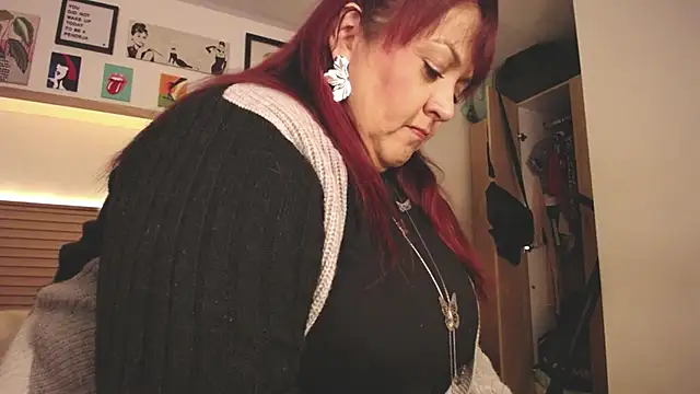 megan dreamsss online show from February 19, 2025, 3:50 am