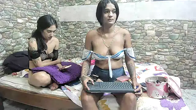 chicamir22 online show from December 24, 2024, 12:11 am