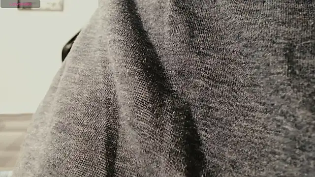 cutehairymacho online show from November 9, 2025, 3:32 pm