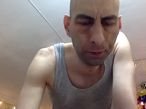 HandsomeAlfie online show from March 19, 2026, 5:22 am