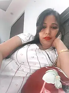 Poojabhabi101 online show from February 4, 2025, 5:42 am