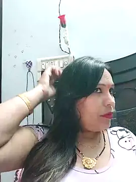 Poojabhabi101 online show from February 25, 2025, 9:31 am