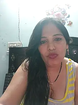 Poojabhabi101 online show from March 11, 2026, 5:13 am