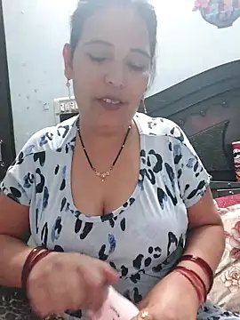 Poojabhabi101 online show from April 24, 2026, 6:27 am