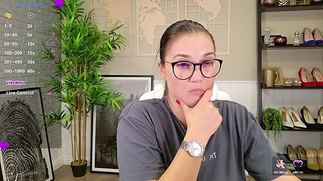 SelineSole online show from September 10, 2025, 3:12 pm