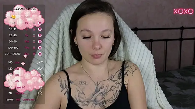 lil luna x online show from March 20, 2025, 5:36 pm