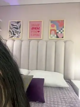 cute  cherry  online show from September 17, 2025, 8:32 pm