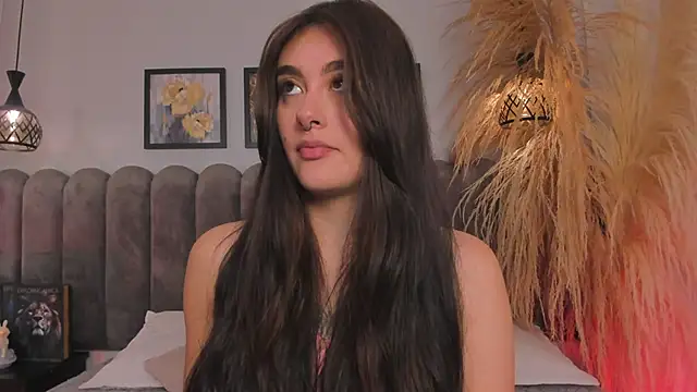 cute  cherry  online show from May 21, 2026, 8:27 pm