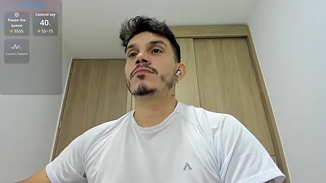 alejandro stark online show from October 24, 2025, 10:39 pm