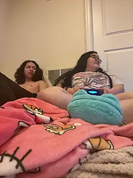 LiverandBrat77 online show from March 7, 2026, 1:46 am