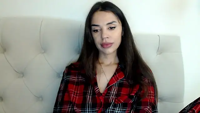 Mika Gold online show from October 27, 2025, 4:22 pm