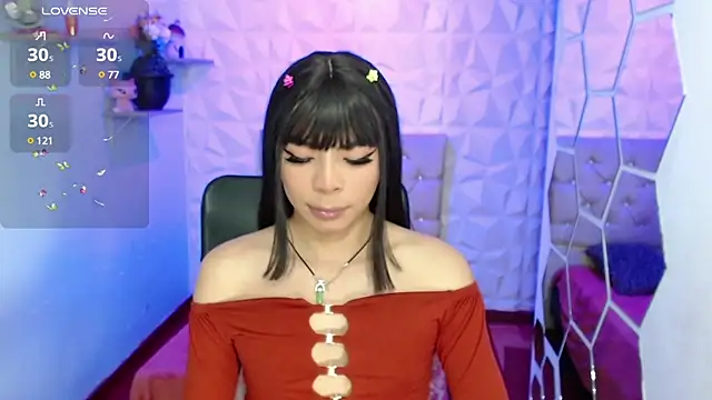 hurrencam online show from January 19, 2025, 1:33 pm