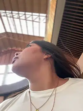 GigiiStone online show from January 12, 2025, 10:22 pm