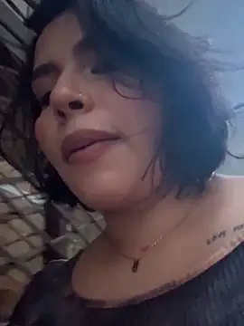 GigiiStone online show from February 2, 2025, 11:11 pm