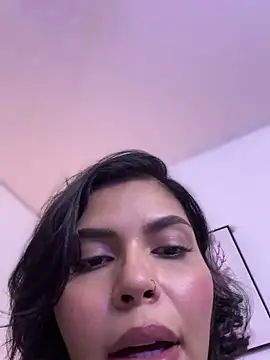 GigiiStone online show from February 20, 2025, 8:58 pm