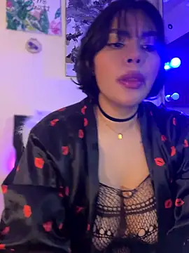 GigiiStone online show from September 30, 2025, 10:26 pm