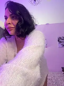 GigiiStone online show from March 29, 2026, 4:45 am