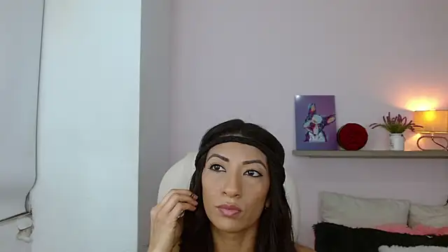 sofia perez    online show from March 21, 2025, 8:08 pm