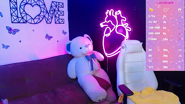 demyanderson  online show from March 15, 2025, 11:06 pm