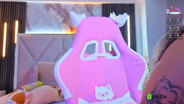 Happy tits online show from December 4, 2025, 11:08 am