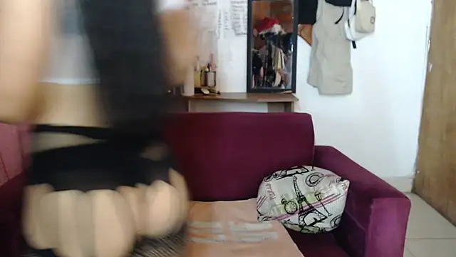 Nathacha online show from February 13, 2025, 10:54 pm