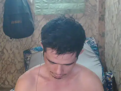 x0x-Philip-x0x online show from November 5, 2025, 11:32 am