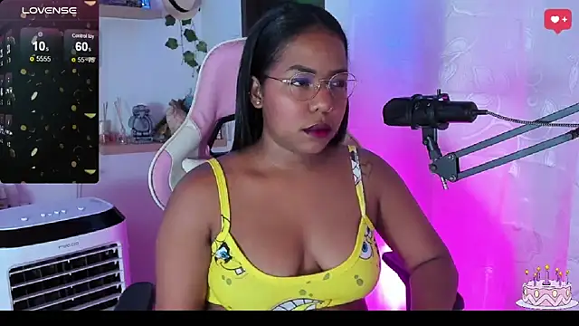 samanthaabloom online show from March 22, 2025, 1:11 am