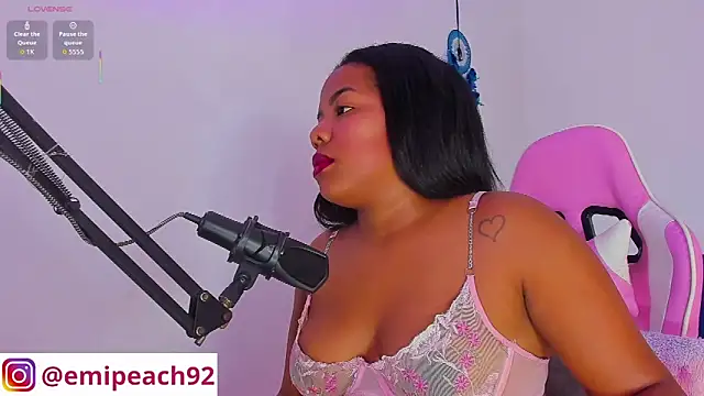 samanthaabloom online show from January 9, 2026, 12:24 am