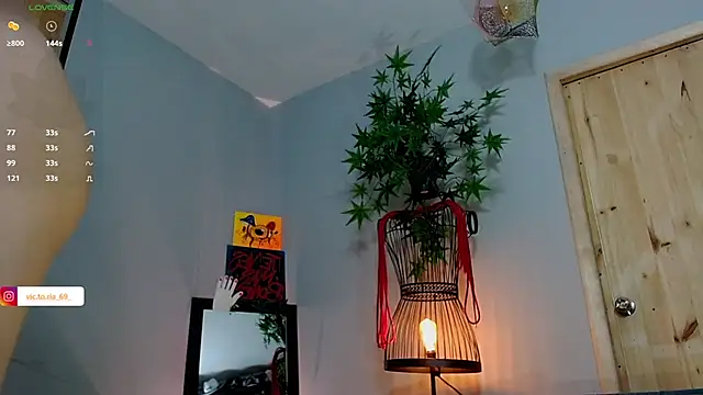 VickyJackson  online show from December 9, 2024, 7:50 pm