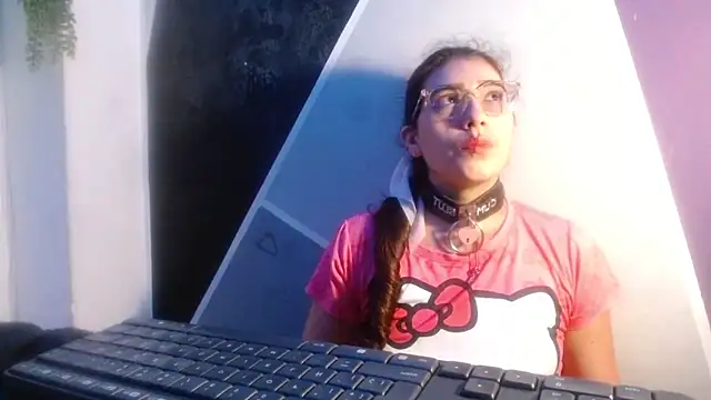 DaMikaela  online show from February 20, 2026, 1:55 pm