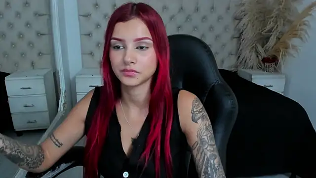 CinthiaCollins online show from July 16, 2026, 9:21 pm