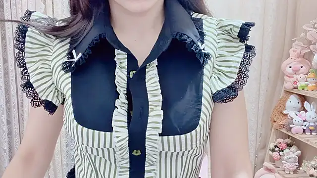 Rellababyy online show from April 19, 2026, 1:54 pm