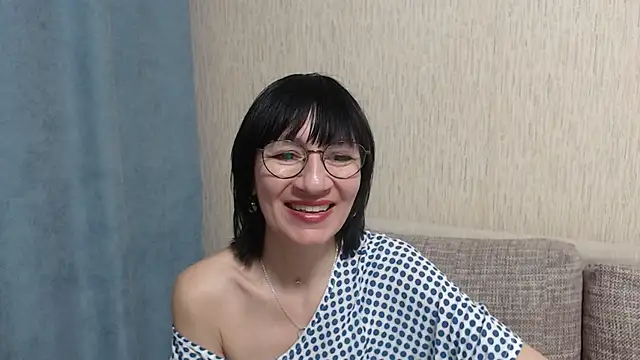 Erica95Bloom online show from February 18, 2025, 8:03 pm