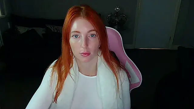 Red firesquirt online show from January 3, 2025, 2:51 pm